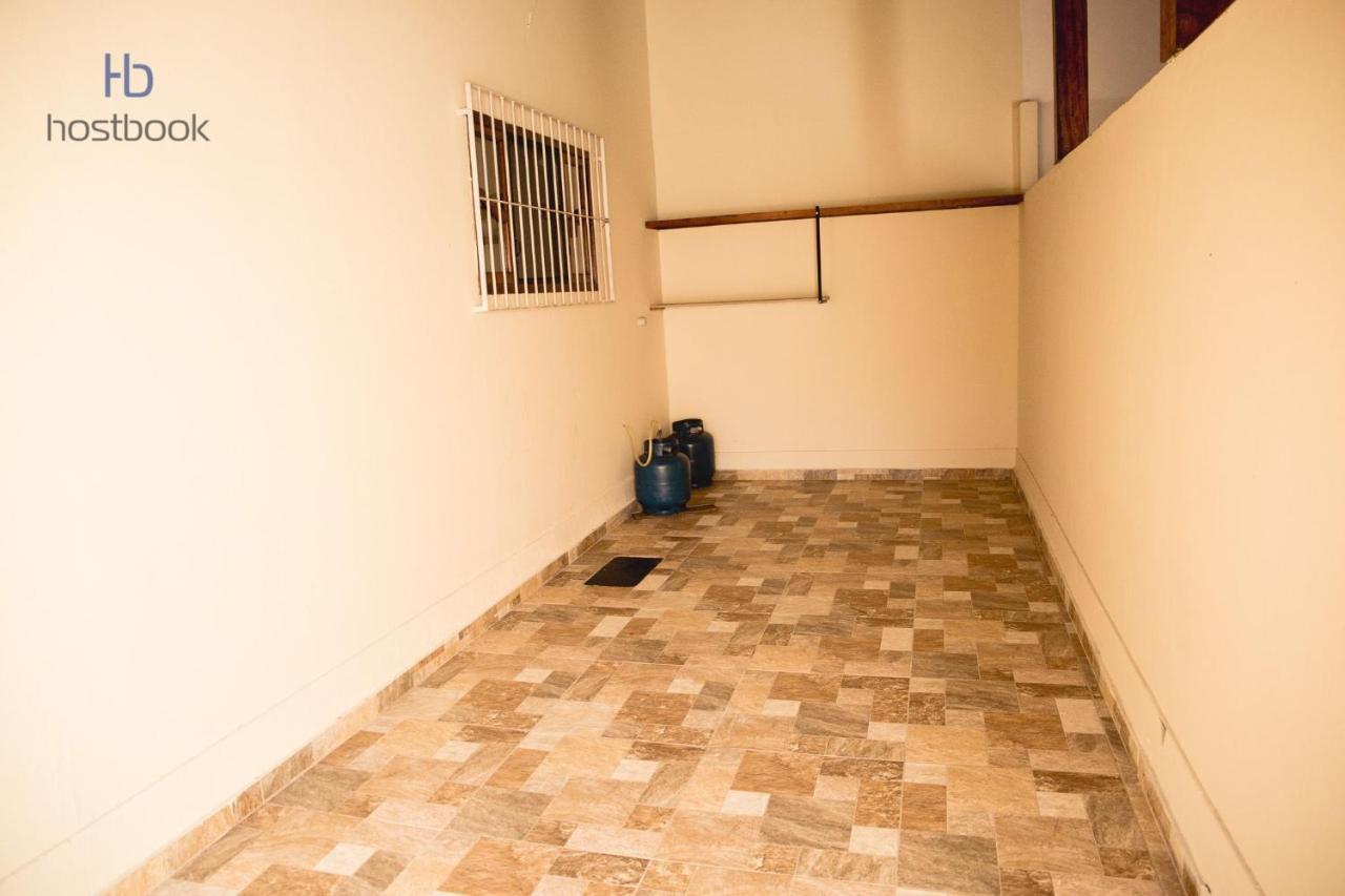 Casa a 400 m da praia do centro - WIFI 200MB - Garagem - TV 500 canais - 2 Quartos - Cozinha equipada - Churrasqueira Rio das Ostras Exterior foto